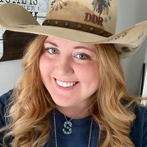 Meet your Posher, Siena